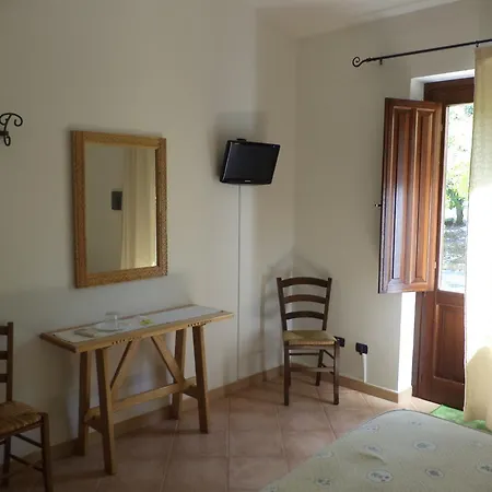 Couette-café Sa Reina Villamassargia
